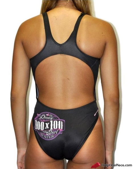ds-100x100-woman-swimsuit-wide-strap_1.jpg