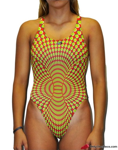 ds-psico-woman-swimsuit-wide-strap.jpg